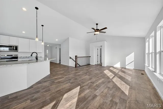 $429,000 | 104 Tickridge Road, Silex, MO 63377