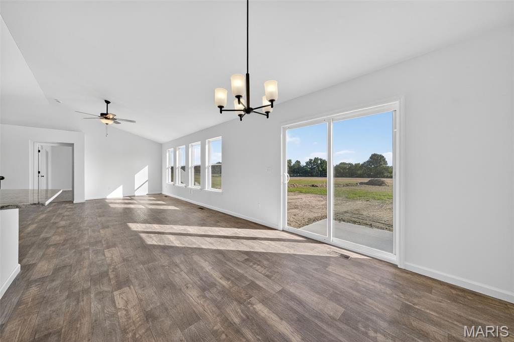 104 Tick Road Silex, MO 63377 - Photo 9 of 46