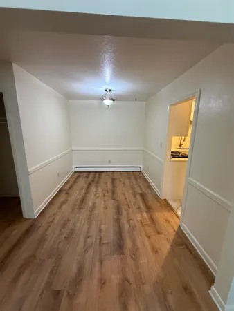 $2,400 | 4 Brook Road, Unit 5, Salem, NH 03079