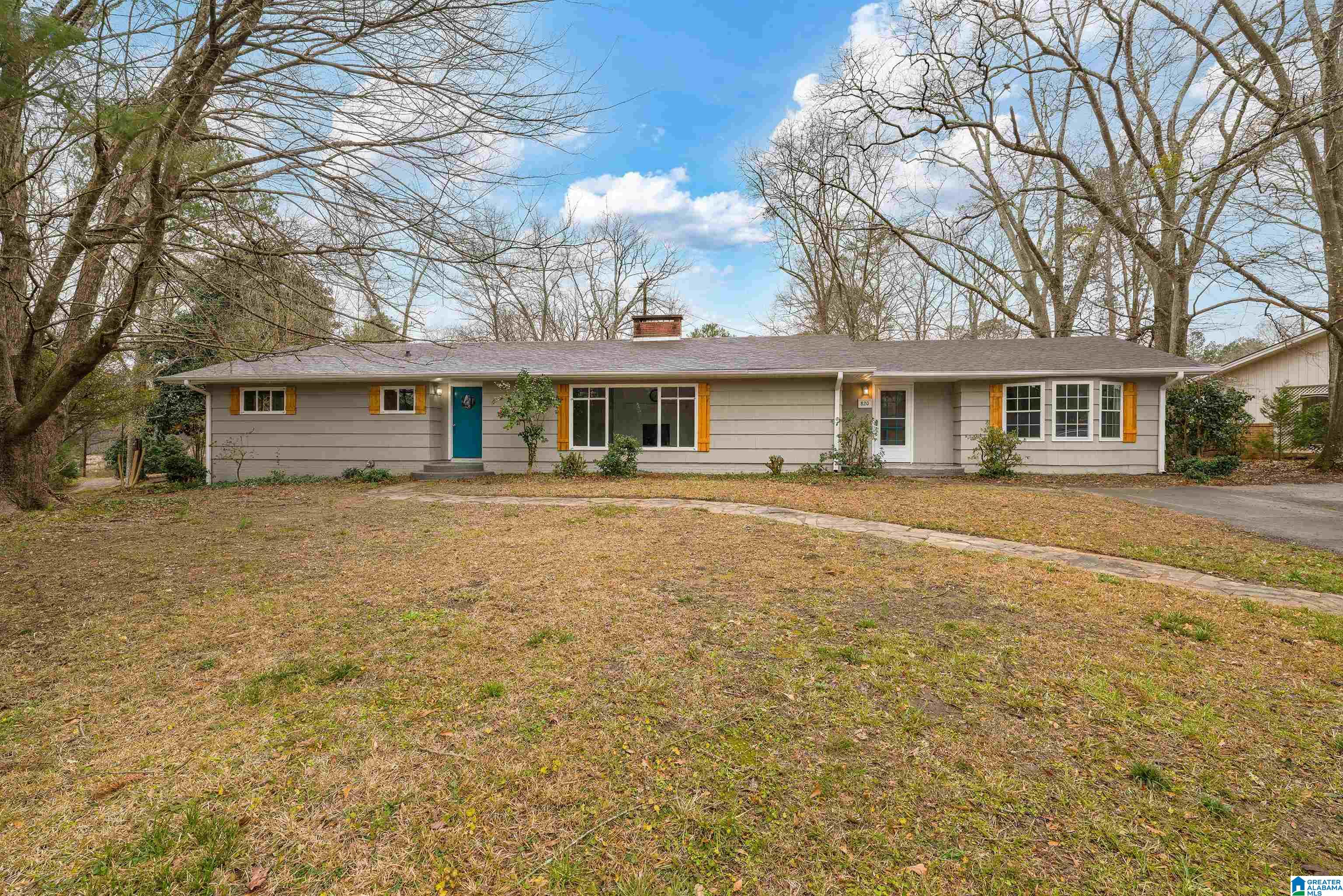 820 Montez Drive South Bessemer, AL 35022 - Photo 2 of 26