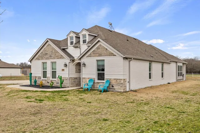 $584,000 | 2061 South Sky Meadows Drive, Caddo Mills, TX 75135