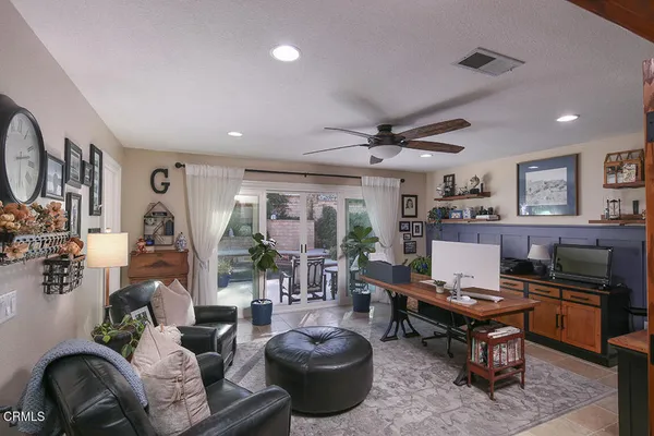 $1,050,000 | 20530 Lisa Gail Drive, Santa Clarita, CA 91350
