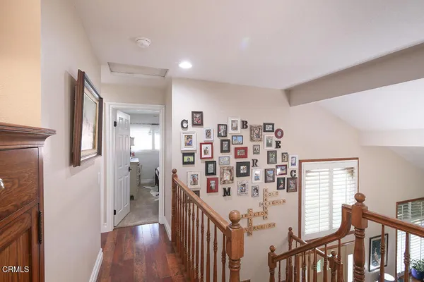 $1,050,000 | 20530 Lisa Gail Drive, Santa Clarita, CA 91350