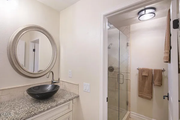 $1,050,000 | 20530 Lisa Gail Drive, Santa Clarita, CA 91350
