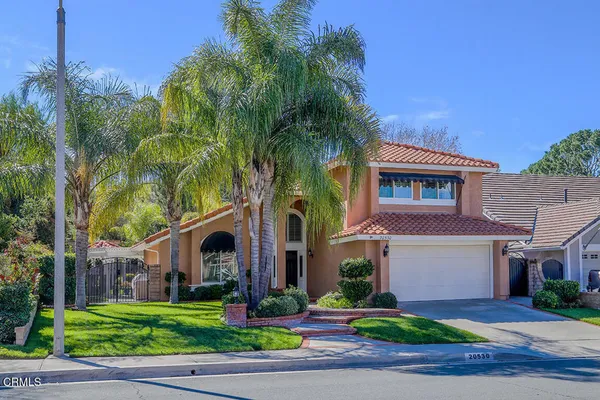 $1,050,000 | 20530 Lisa Gail Drive, Santa Clarita, CA 91350