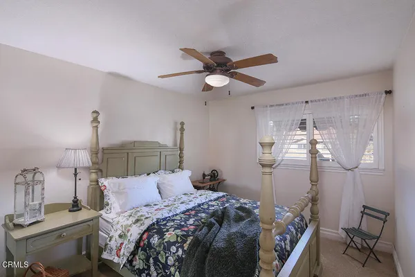 $1,050,000 | 20530 Lisa Gail Drive, Santa Clarita, CA 91350