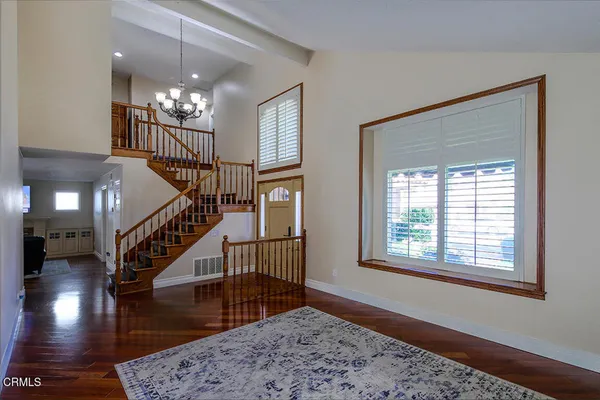 $1,050,000 | 20530 Lisa Gail Drive, Santa Clarita, CA 91350