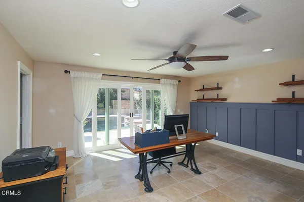 $1,050,000 | 20530 Lisa Gail Drive, Santa Clarita, CA 91350