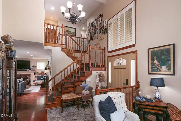 $1,050,000 | 20530 Lisa Gail Drive, Santa Clarita, CA 91350