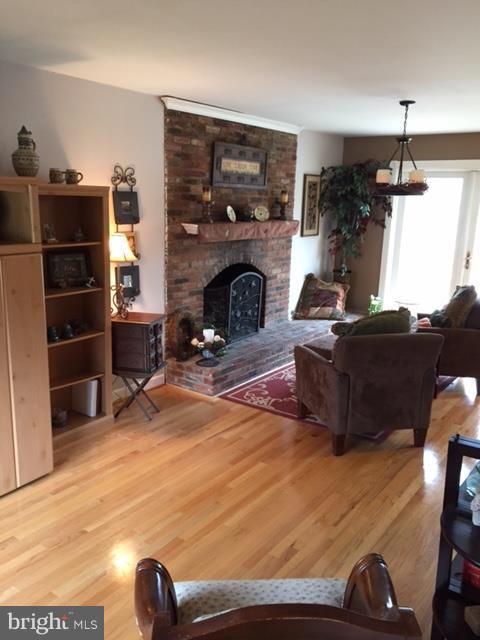 4711 Pickett Road Fairfax, VA 22032 - Photo 10 of 30 Family Room Off Kitchen with Deck Access
