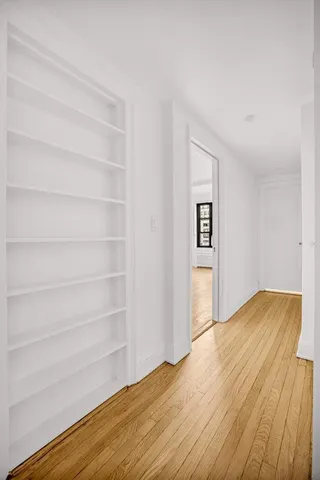 $925,000 | 235 East 22nd Street, Unit 10C | Gramercy