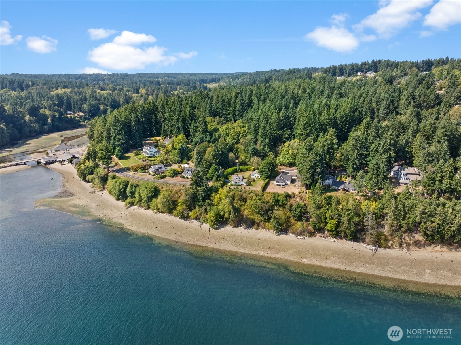 13773 Banner Road Southeast Olalla, WA 98359 - Photo 12 of 40 Gallery Image 12
