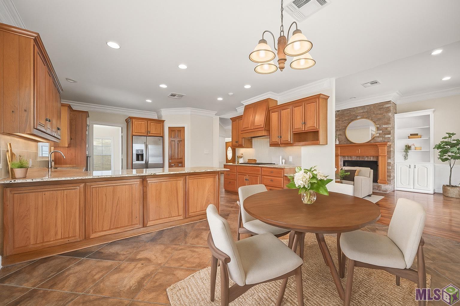 38251 Charleston Road Prairieville, LA 70769 - Photo 1 of 30 Dinning Room