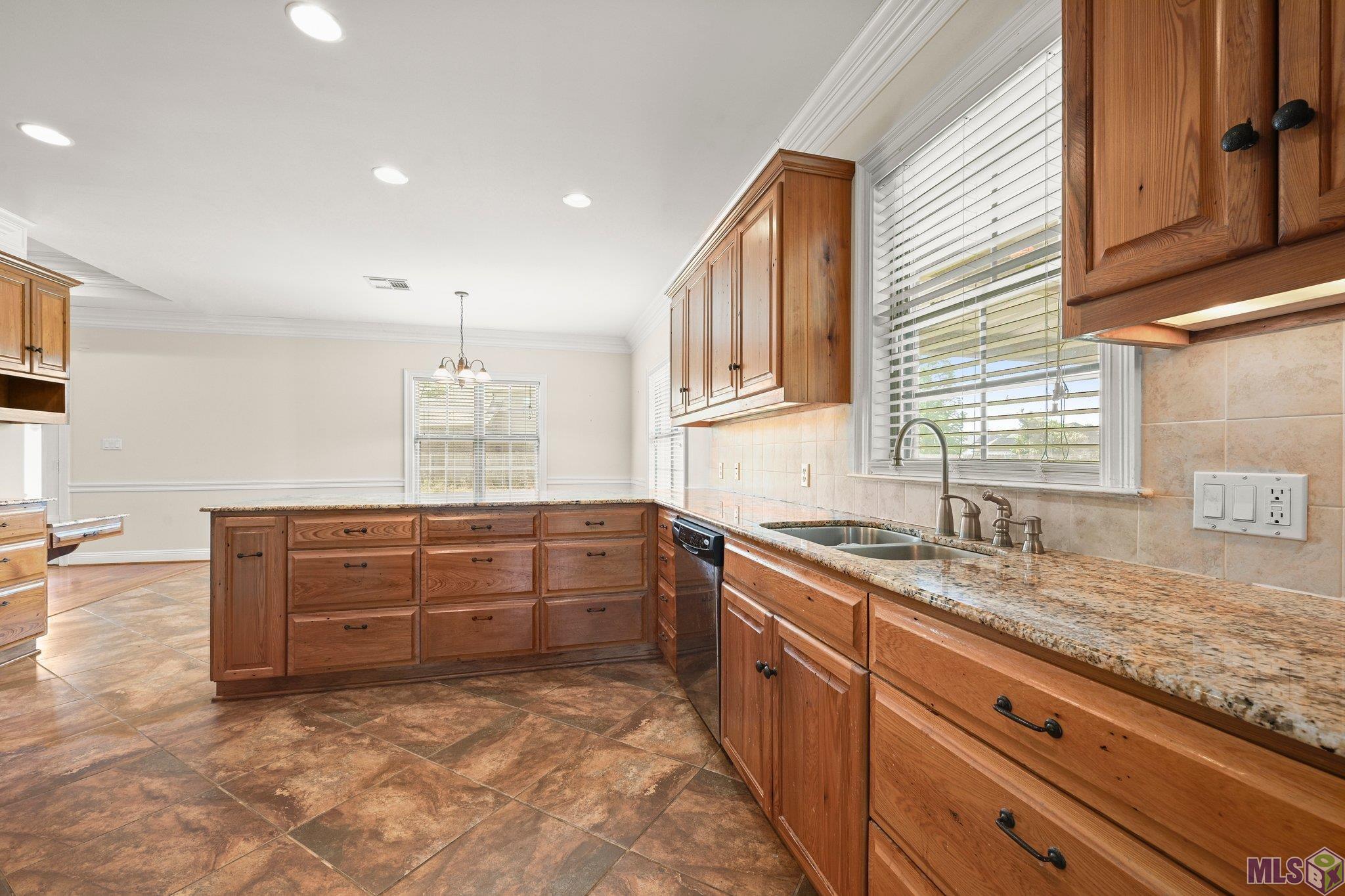 38251 Charleston Road Prairieville, LA 70769 - Photo 12 of 30