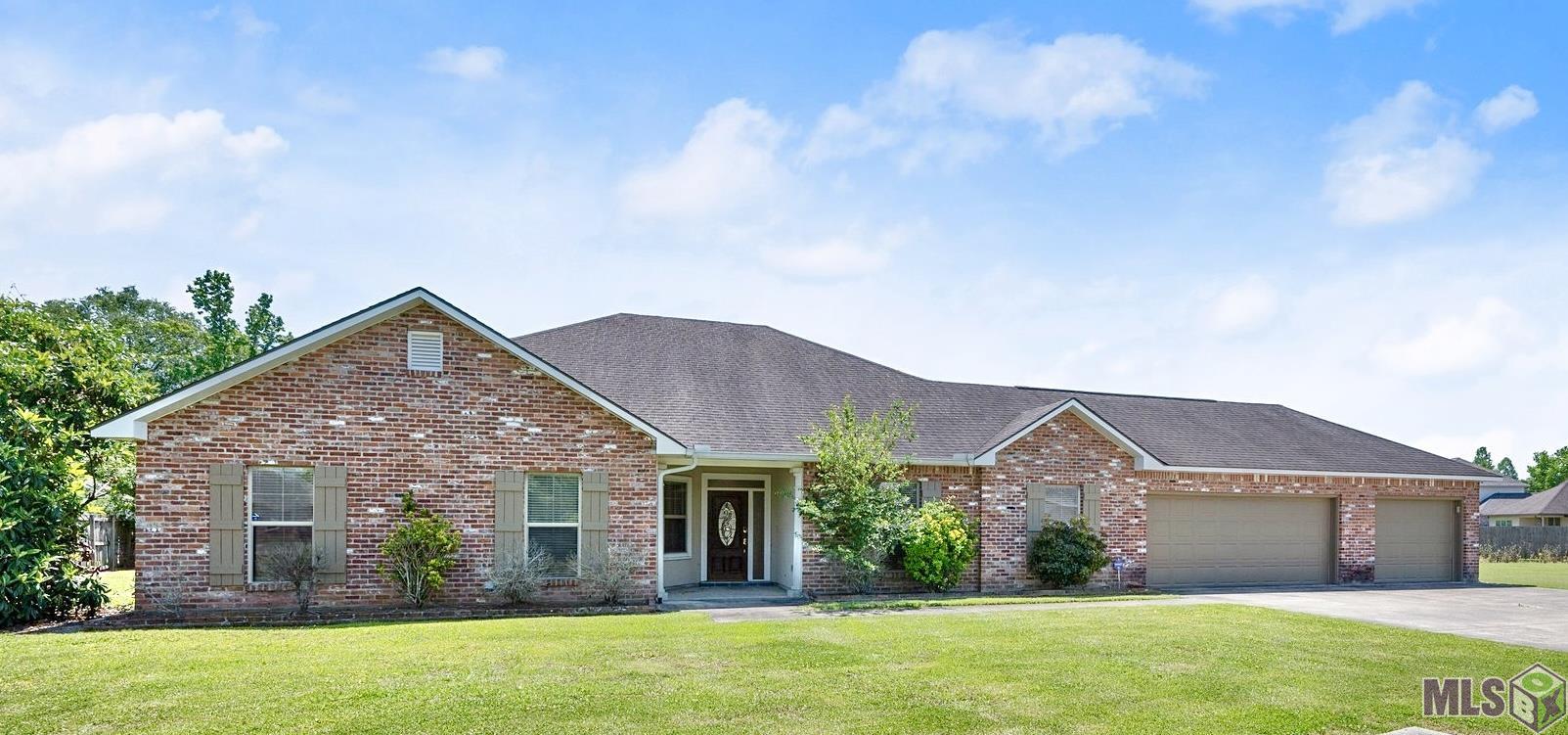 38251 Charleston Road Prairieville, LA 70769 - Photo 6 of 30