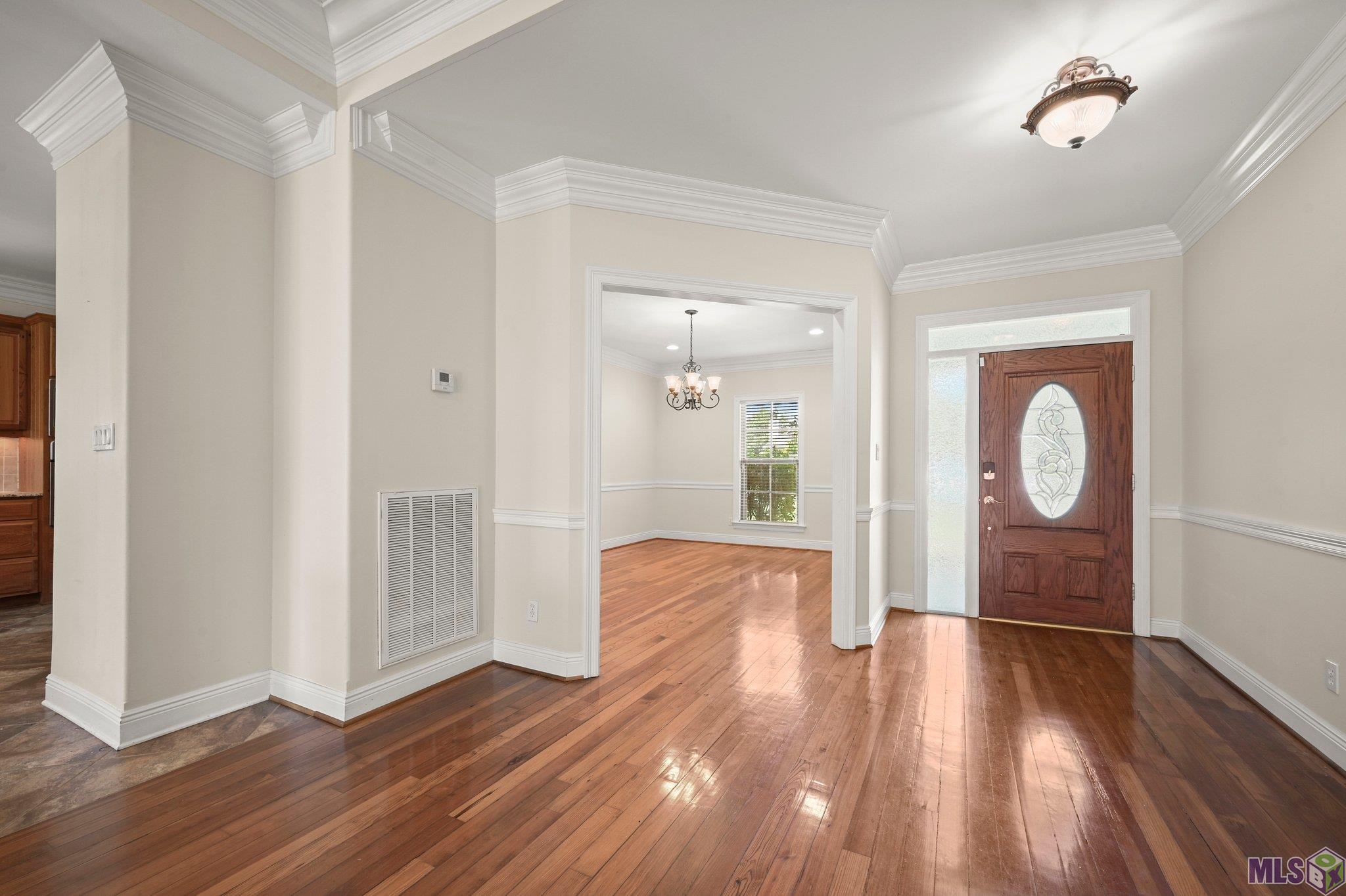 38251 Charleston Road Prairieville, LA 70769 - Photo 8 of 30 Foyer