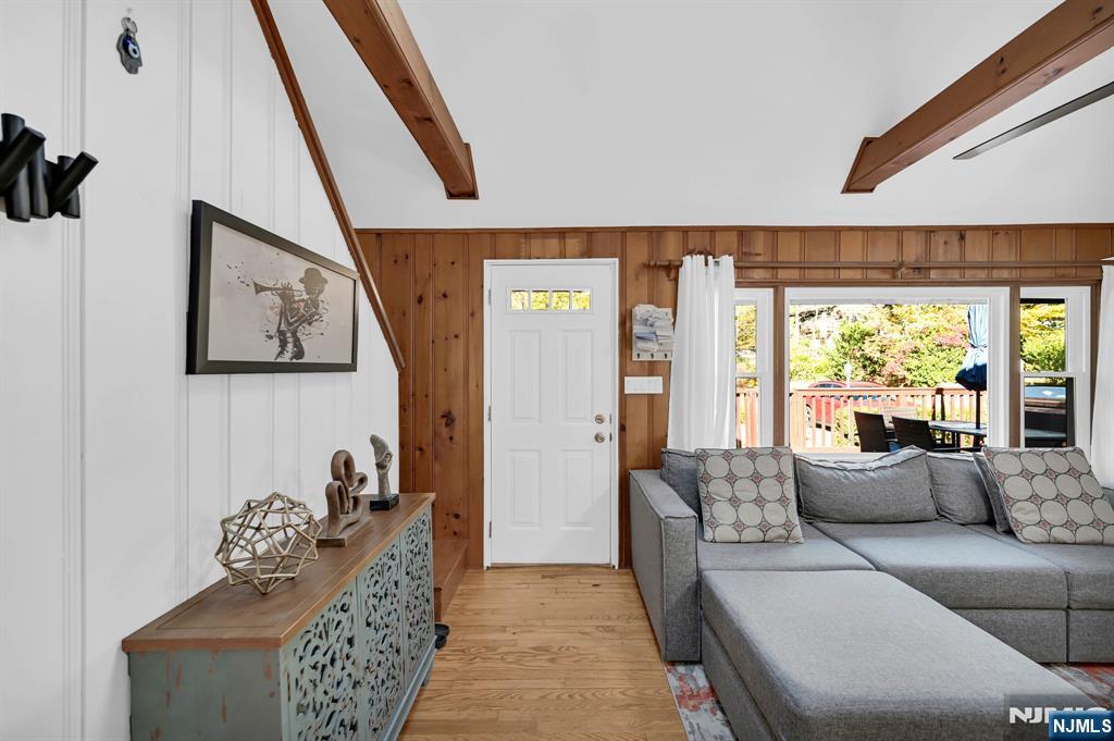 85 Breakneck Road Vernon, NJ 07422 - Photo 4 of 32 a living room with furniture and a large window