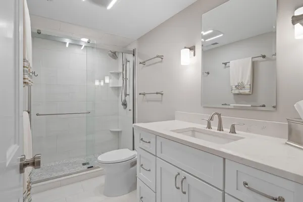 $1,595,000 | 35 South Walworth Avenue, Unit 401, Williams Bay, WI 53191