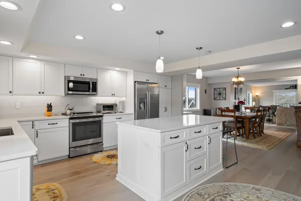 $1,595,000 | 35 South Walworth Avenue, Unit 401, Williams Bay, WI 53191