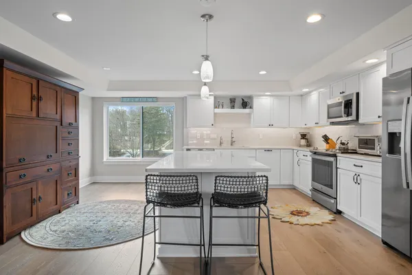 $1,595,000 | 35 South Walworth Avenue, Unit 401, Williams Bay, WI 53191