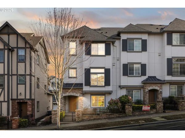 $439,900 | 28528 Southwest Dundee Lane, Wilsonville, OR 97070