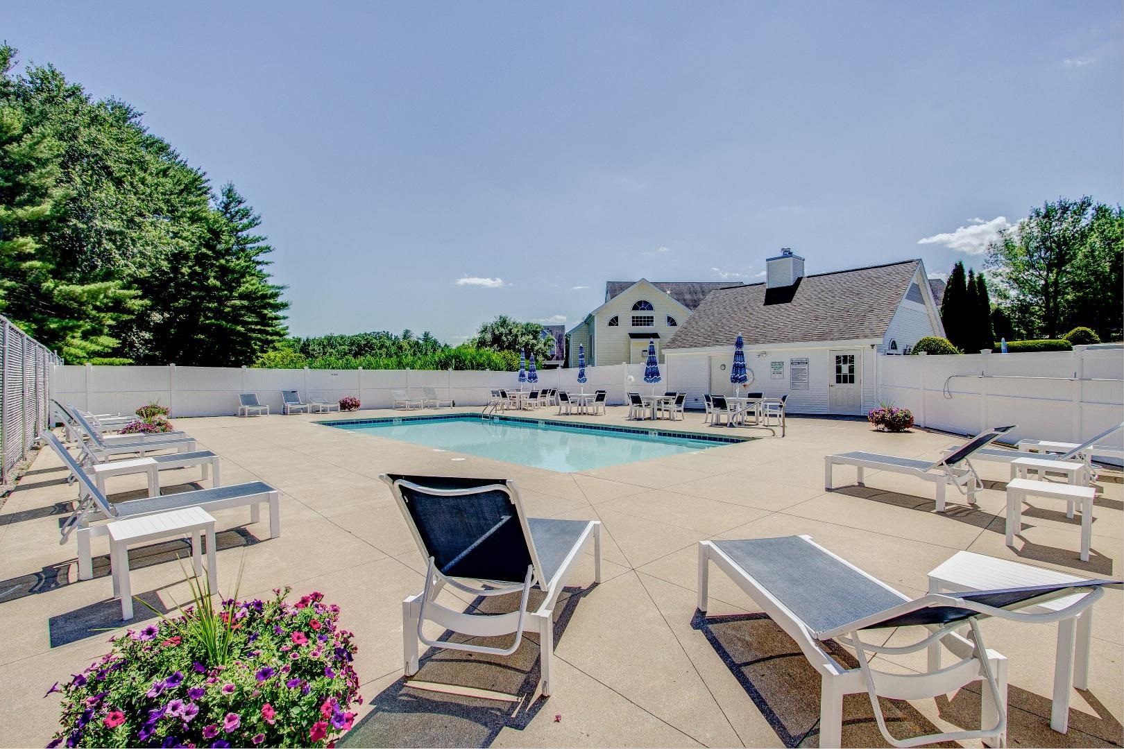 33 Hampton Meadows Hampton, NH 03842 - Photo 46 of 51