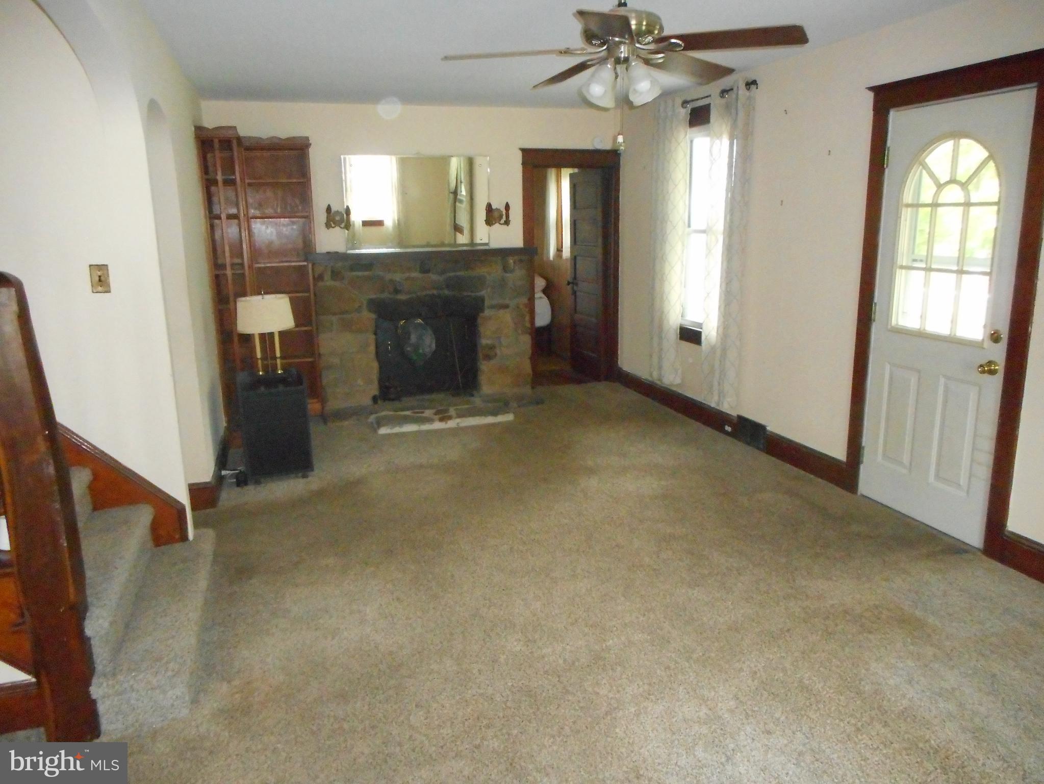 49 Reservoir Road Perryville, MD 21903 - Photo 4 of 11 living rm