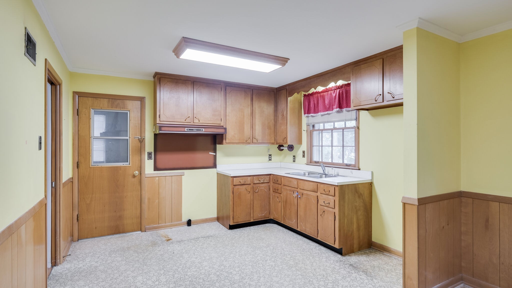 705 Reeves Road Antioch, TN 37013 - Photo 8 of 21 Gallery Image 8