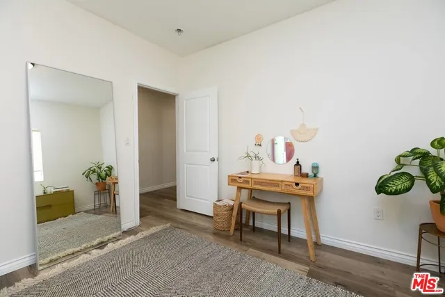 a view of workspace with furniture