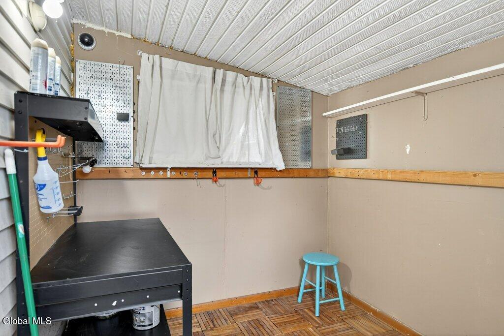 2553 3rd Avenue Schenectady, NY 12303 - Photo 19 of 32 019-DSC07393_m