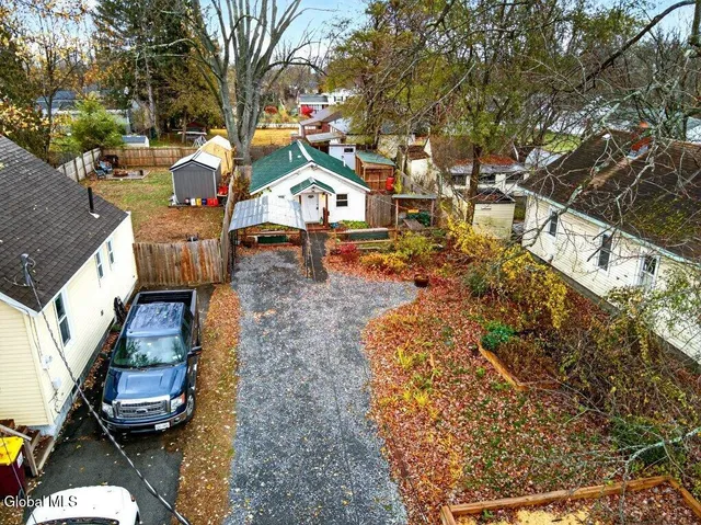 $179,900 | 2553 3rd Avenue, Rotterdam, NY 12303