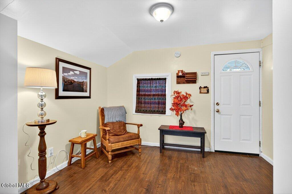 2553 3rd Avenue Schenectady, NY 12303 - Photo 3 of 32 003-DSC07356_m