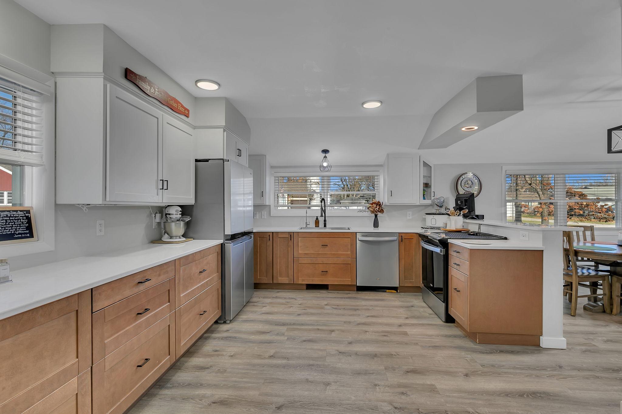 1105 Florence Lane Southwest Willmar, MN 56201 - Photo 5 of 25