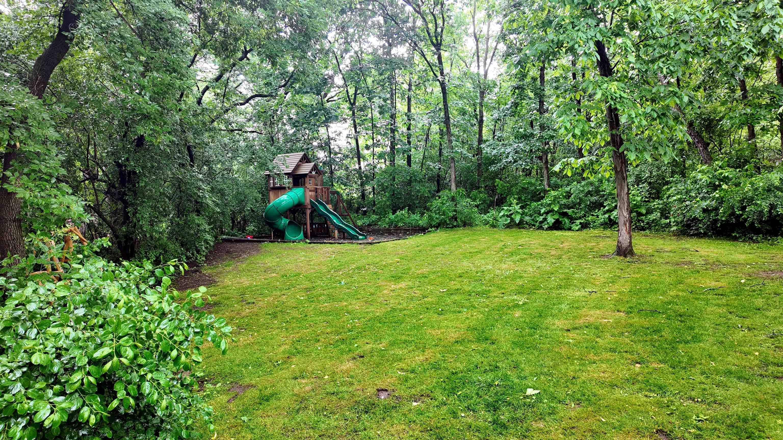 8411 Ridgeview Court Larsen, WI 54947 - Photo 3 of 51