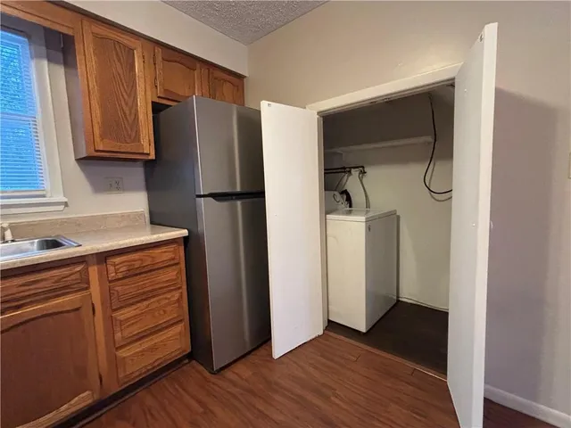 $850 | 144 South Wade Avenue, Washington, PA 15301