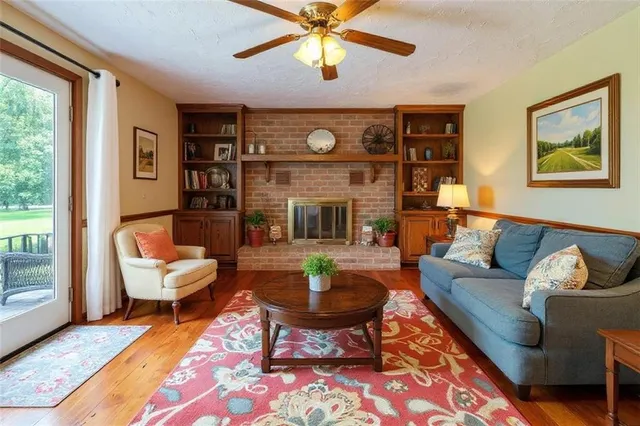 $389,900 | 106 Shawnee Drive, Butler, PA 16001