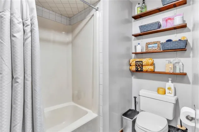 $389,900 | 106 Shawnee Drive, Butler, PA 16001