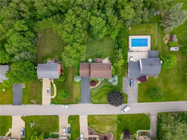 $389,900 | 106 Shawnee Drive, Butler, PA 16001