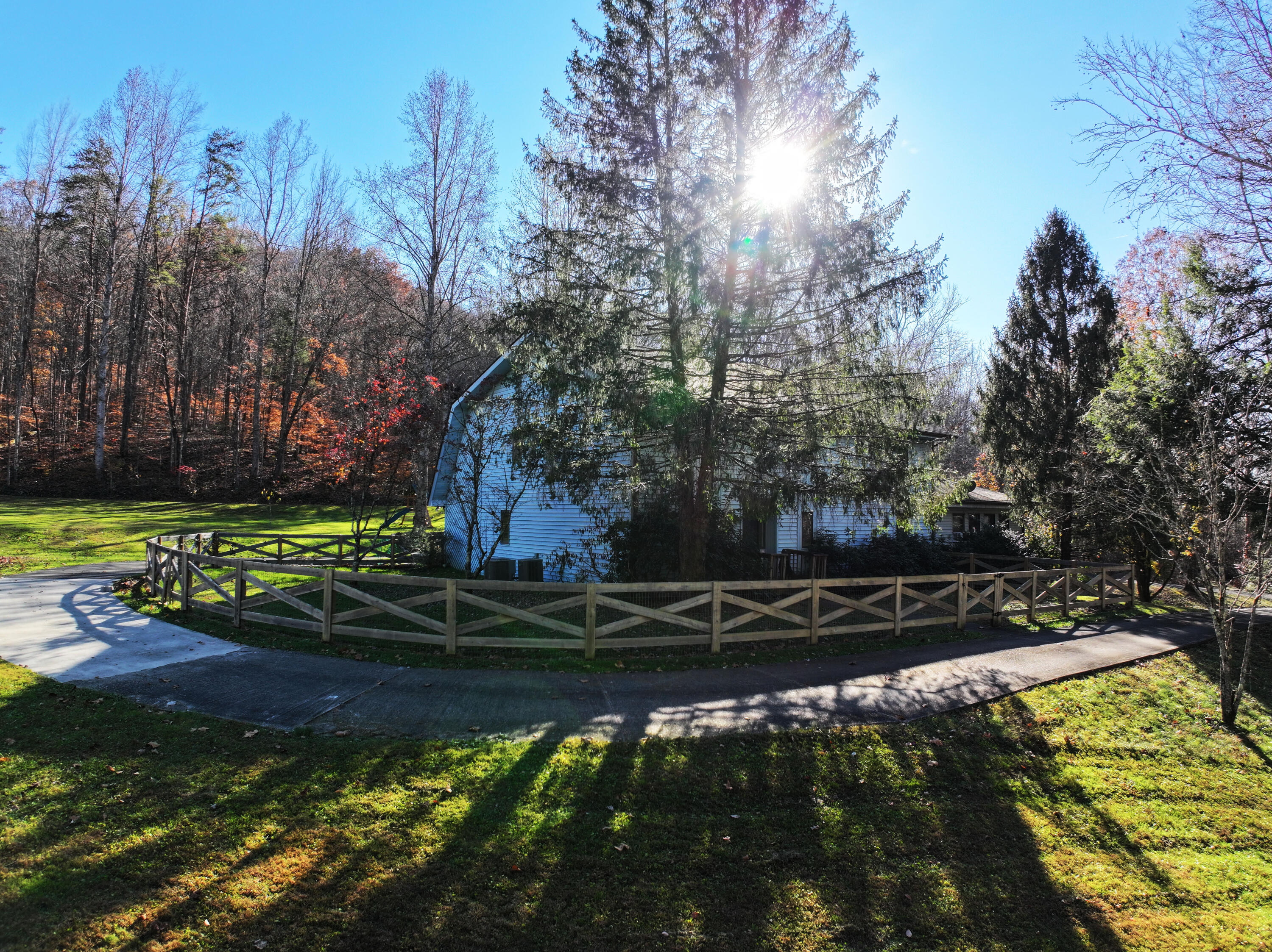 Sun-focused envelope architecture keeps the home bright, warm, and energy-efficient from dawn to dusk!