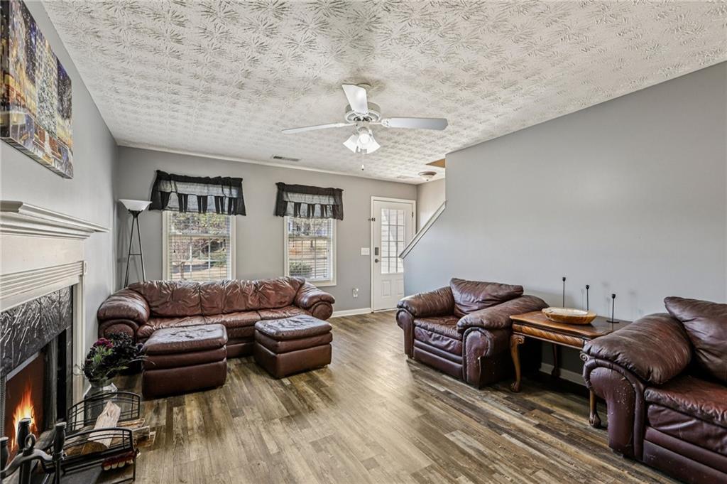 3008 Cedar Glen Run Gainesville, GA 30507 - Photo 2 of 11