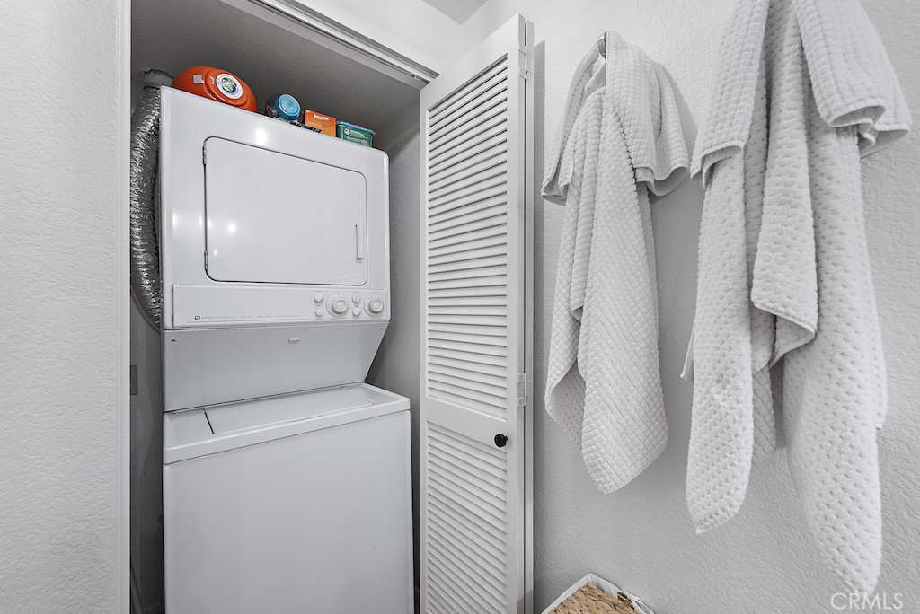 12 Bright Water Drive Dana Point, CA 92629 - Photo 15 of 24 a utility room with dryer and washer