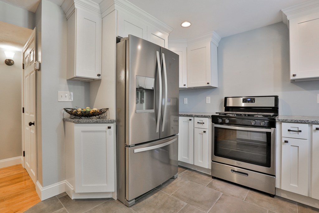 80 Ferry Road Salisbury, MA 01952 - Photo 15 of 30