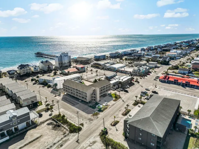 $583,000 | 636 Elmwood Circle, Murrells Inlet, SC 29576