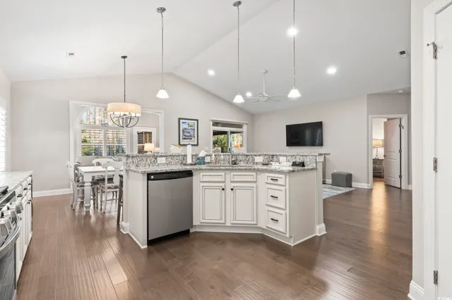 $583,000 | 636 Elmwood Circle, Murrells Inlet, SC 29576