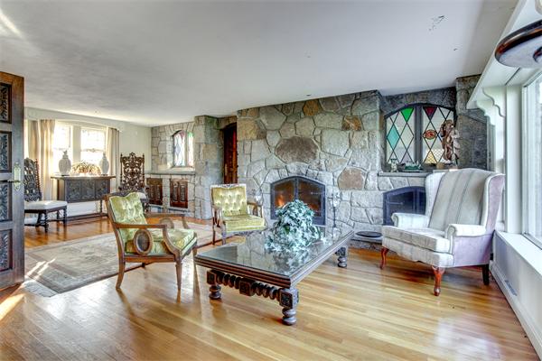 44-59 Folly Point Road Gloucester, MA 01930 - Photo 4 of 23 Gallery Image 4