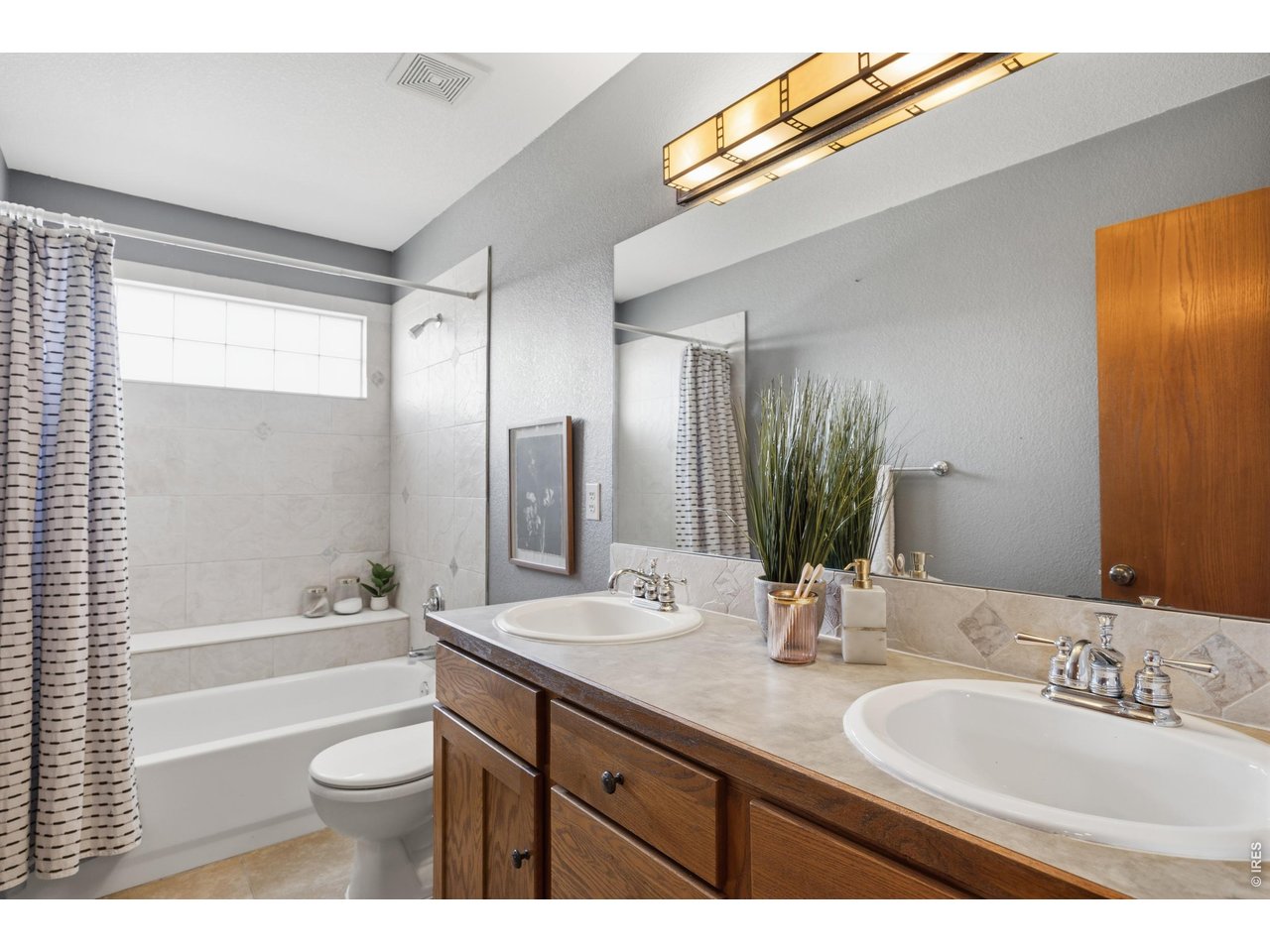 4220 Applegate Court Fort Collins, CO 80526 - Photo 29 of 45 Full Bath