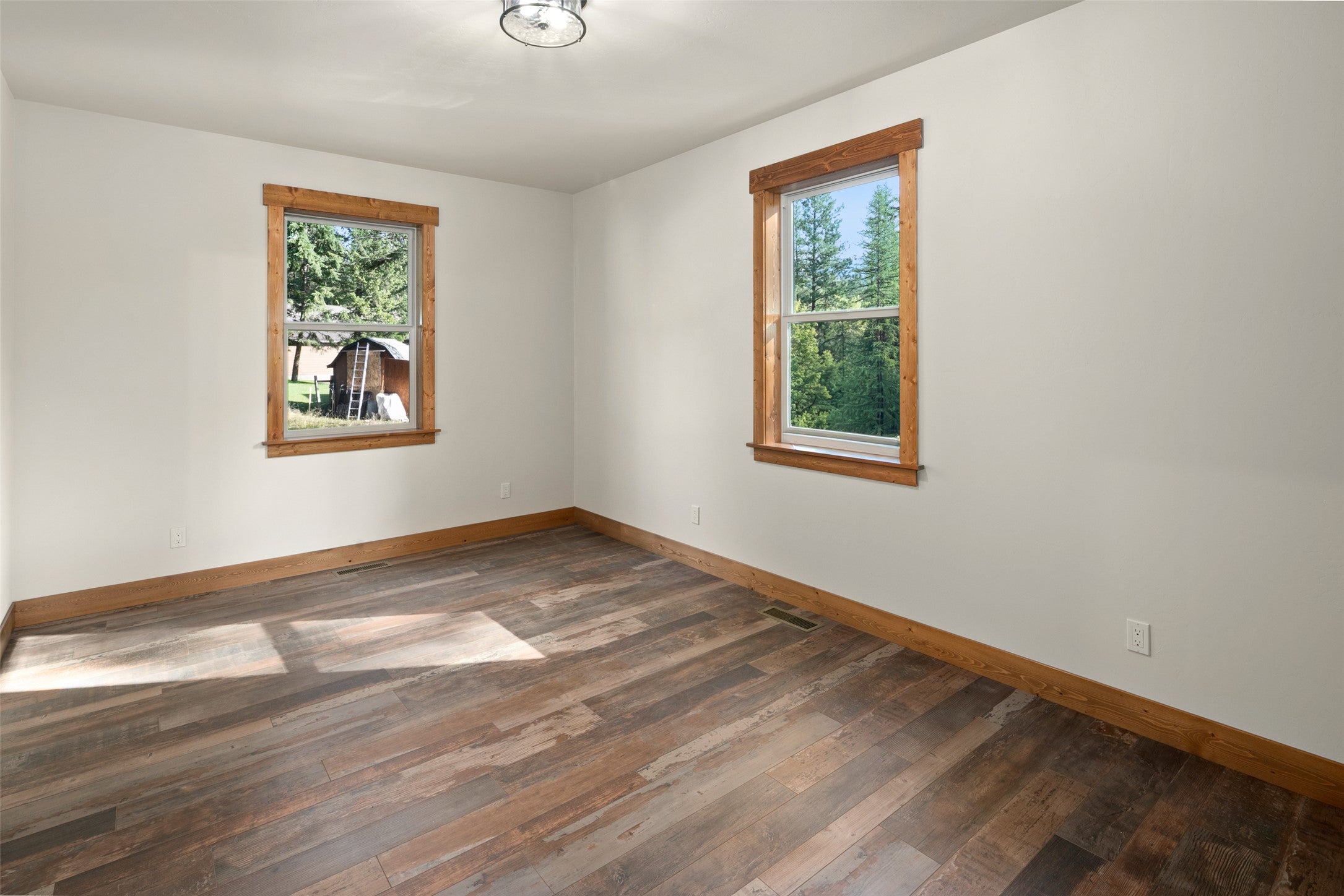 90 Forest Loop Road Eureka, MT 59917 - Photo 16 of 48 Gallery Image 16