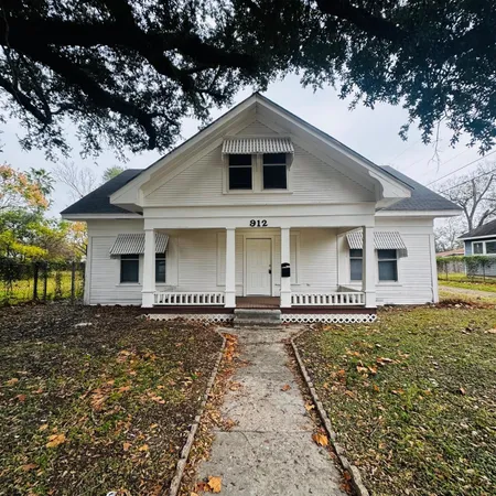 $95,000 | 912 5th Street, Orange, TX 77630