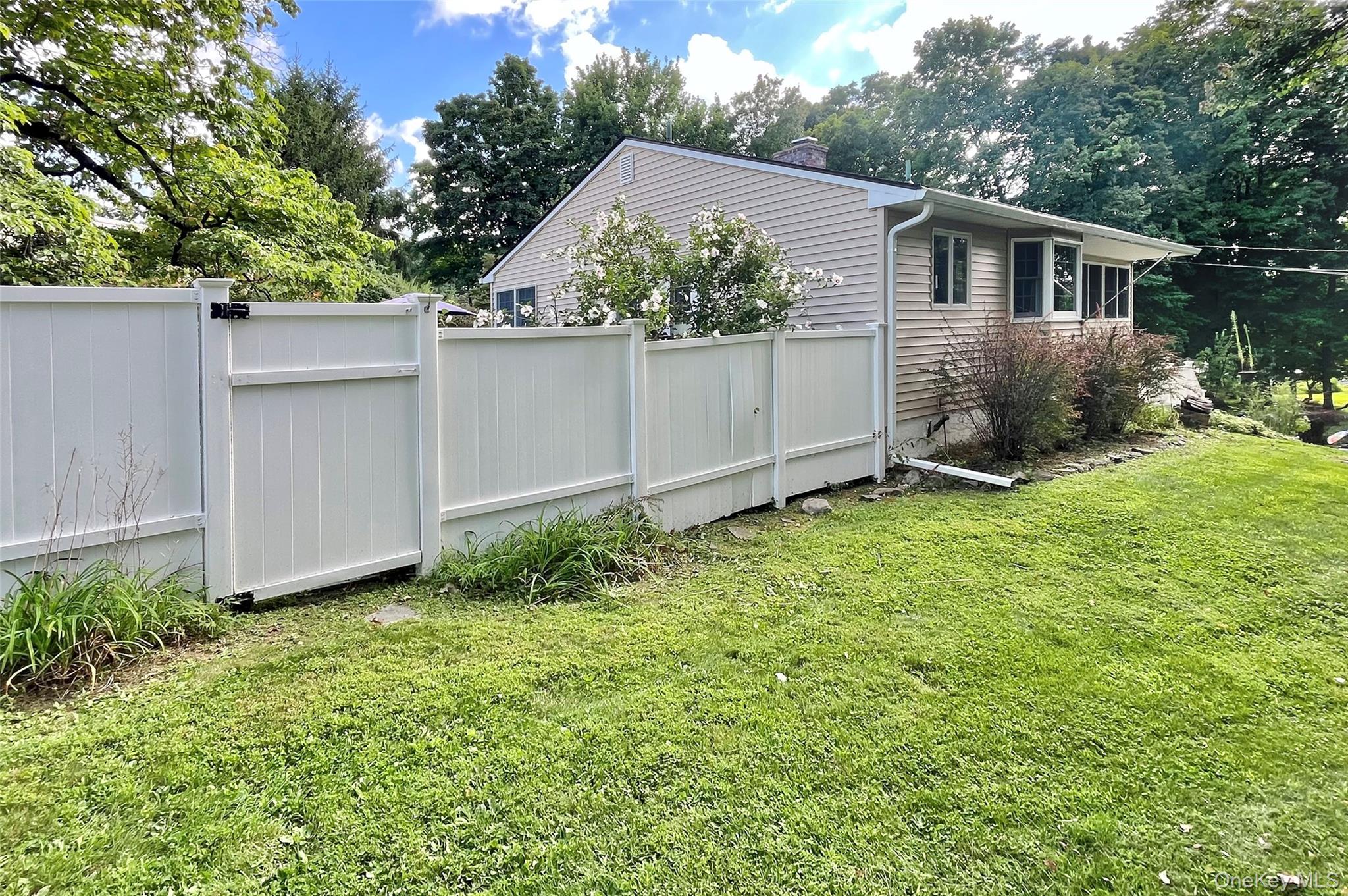 216 Spackenkill Road Poughkeepsie, NY 12603 - Photo 42 of 49 Gallery Image 42