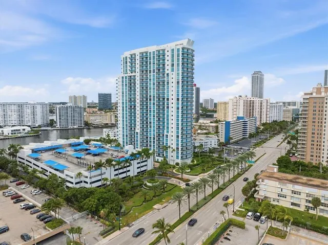 $3,650 | 1945 South Ocean Drive, Unit 509, Hallandale Beach, FL 33009